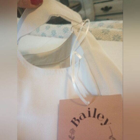 Bailey Rose wide leg dress pants with front cut outs NWT - Picture 9 of 9